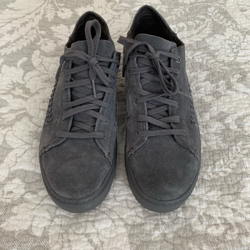 TOMS Lenox Gray suede sneakers